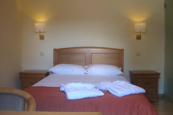 Room 5 of 78