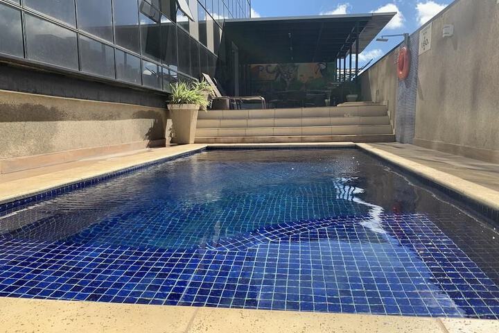 Pool 25 of 60