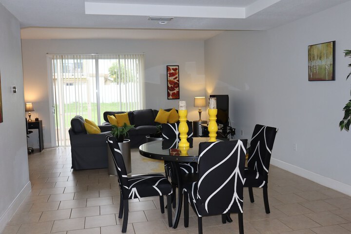 Room 14 of 62