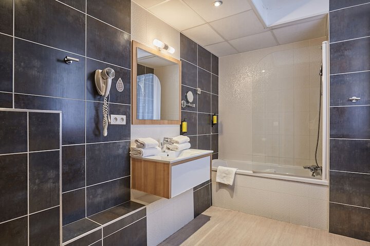 Room 40 of 58