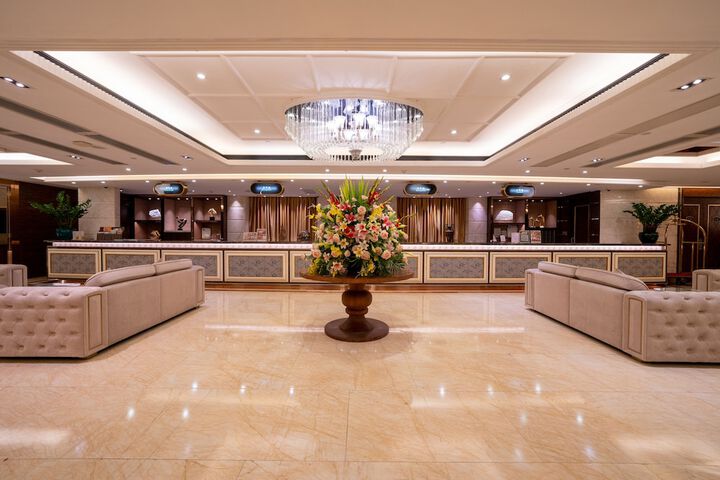 Guest Lobby