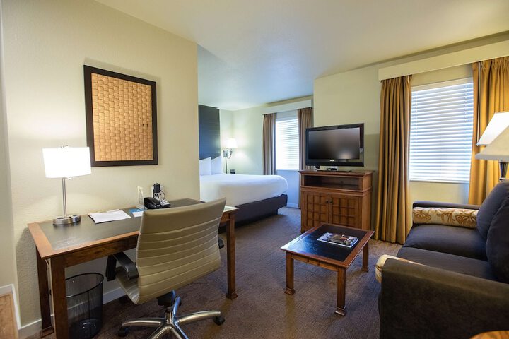 Room 11 of 66