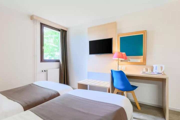 Room 14 of 44