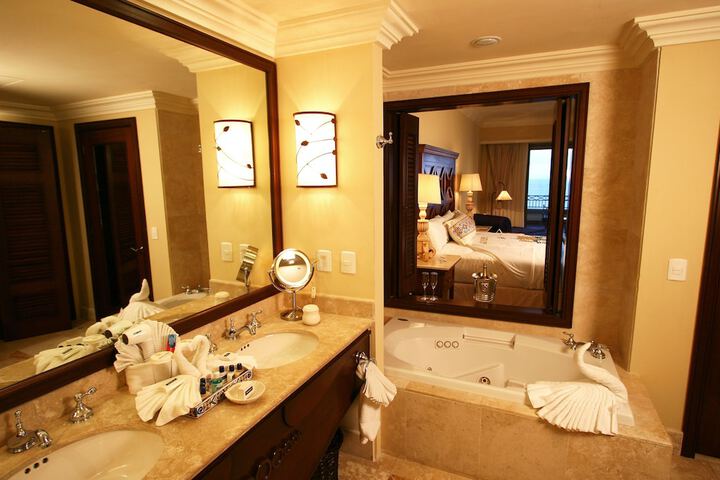 Bathroom Interior Photo