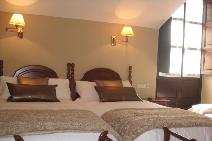 Room 7 of 49