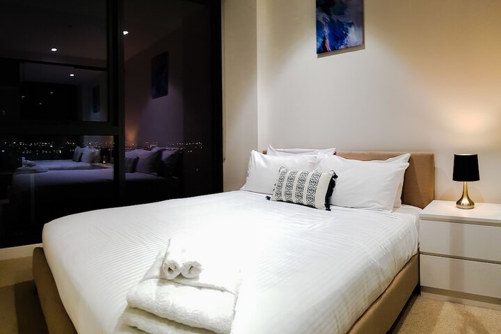Room 8 of 23