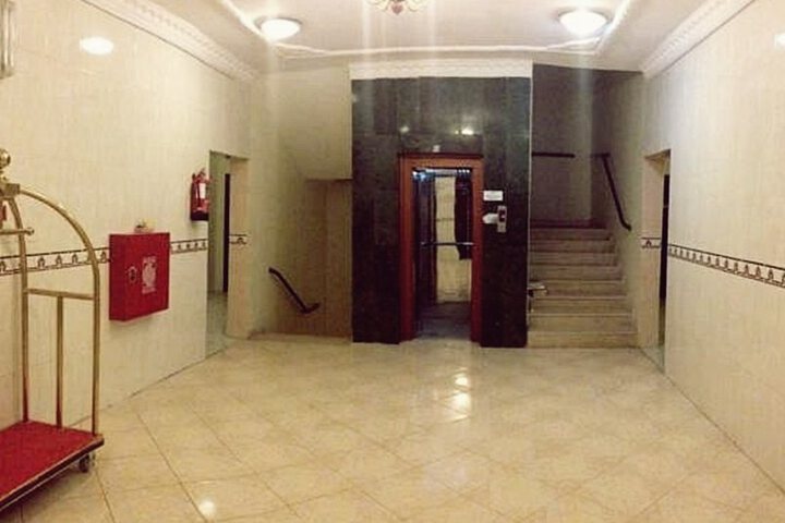 LAMAR SUITES HOTEL