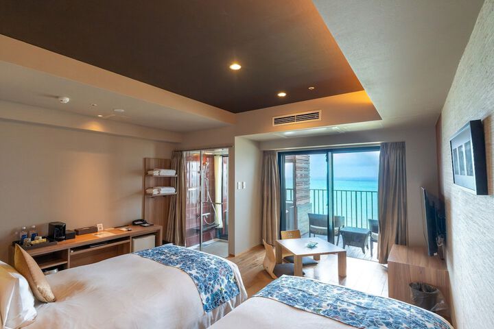 Room 100 of 299