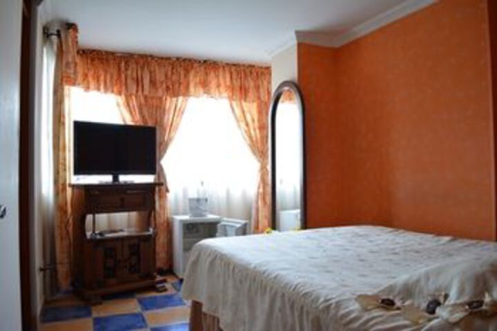 Room 14 of 23