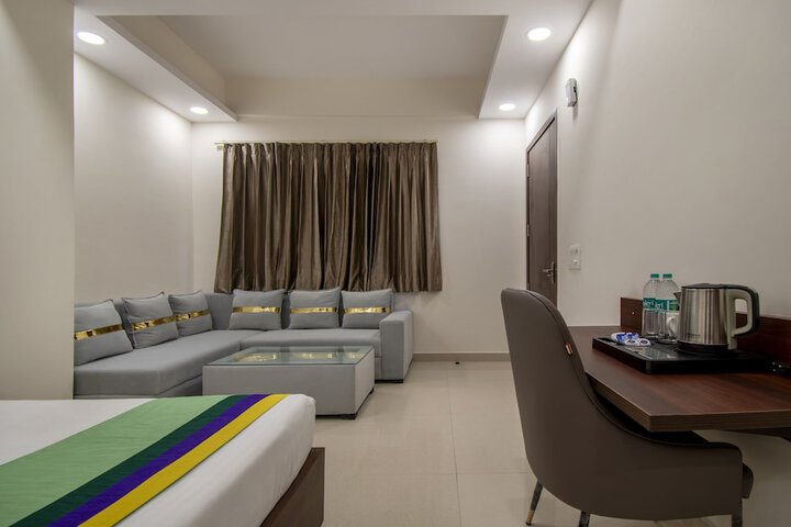 Room 20 of 40