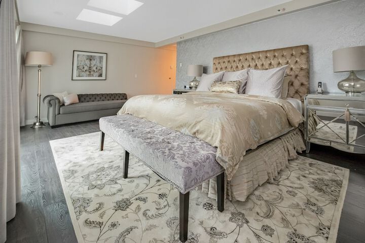 Room 15 of 82