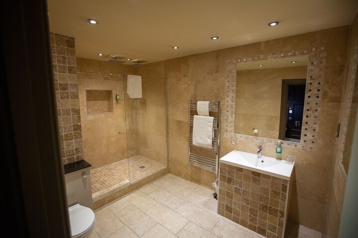 Clean Restrooms