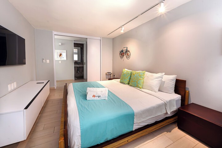 Room 3 of 45