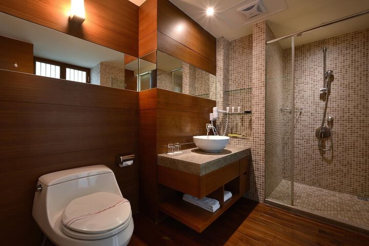Room 12 of 35