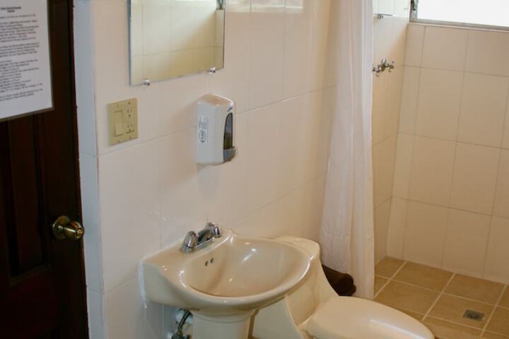 Room 47 of 75