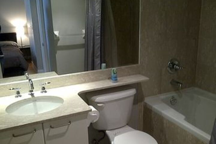 Room 2 of 17
