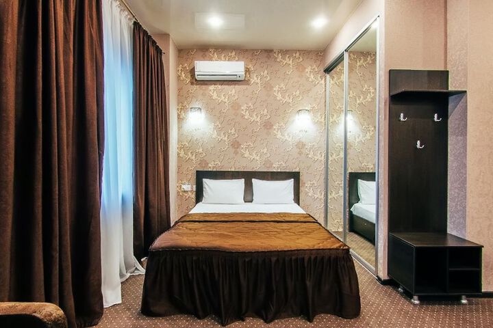 Room 12 of 54