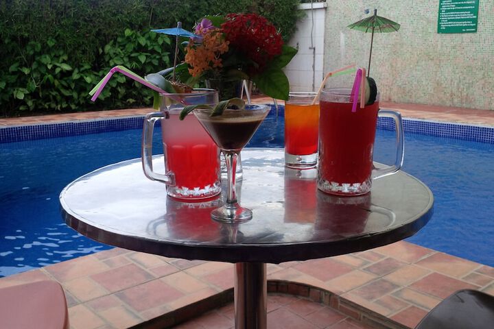 Pool 47 of 70