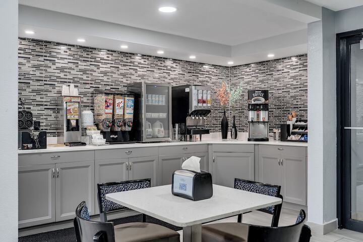 Breakfast/Coffee Service 59 of 67