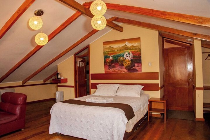 Room 2 of 6