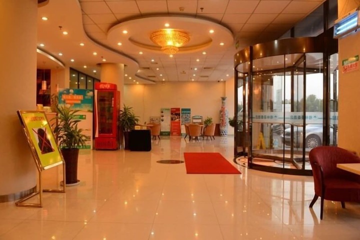 Hotel Interior 4 of 33