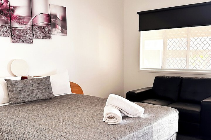 Room 16 of 36