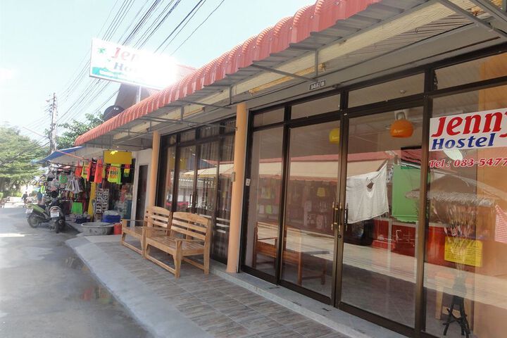 Photo 18