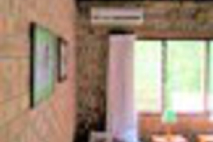 Room 44 of 267