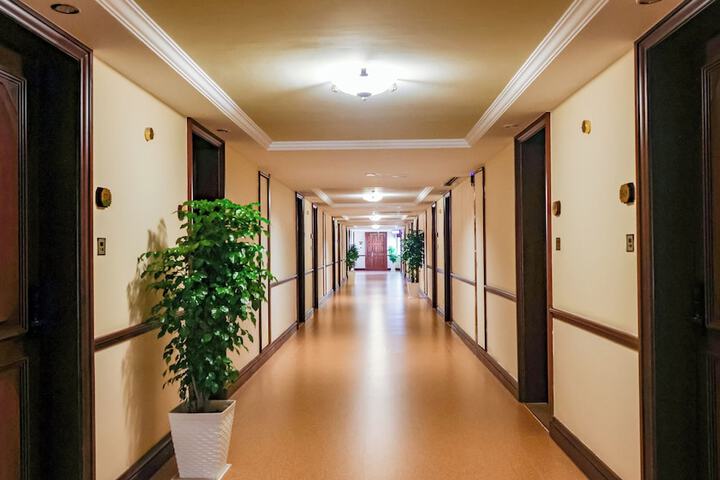 Ballroom/Hall 56 of 68