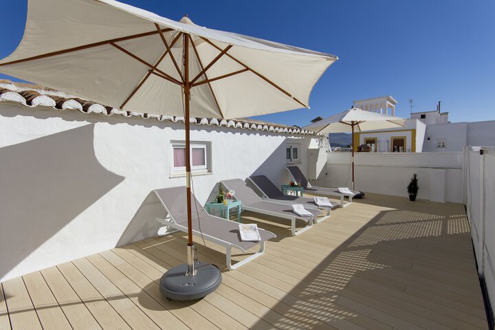 Sundeck 105 of 111