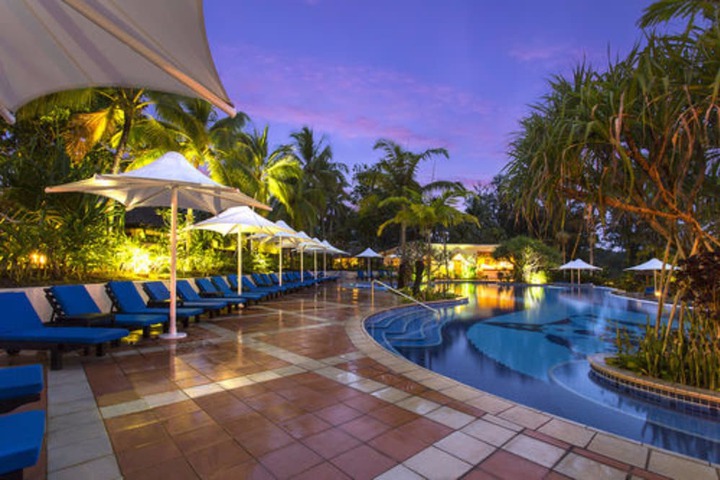 Pool 82 of 137