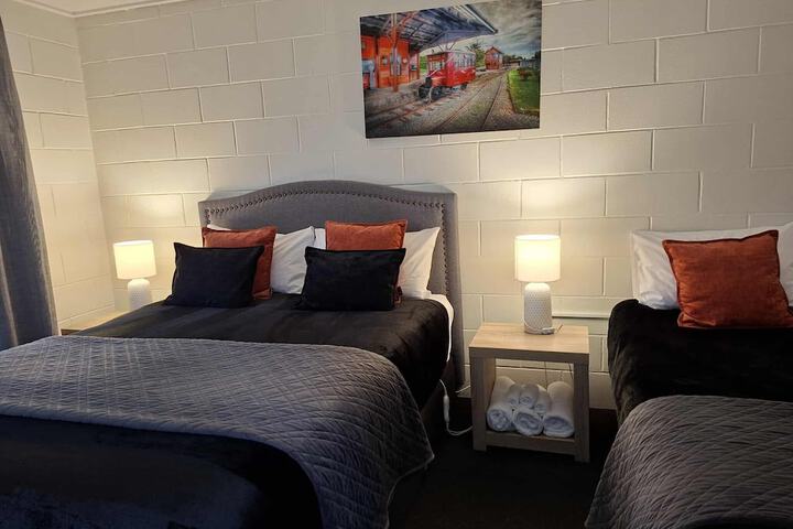 Room 21 of 114