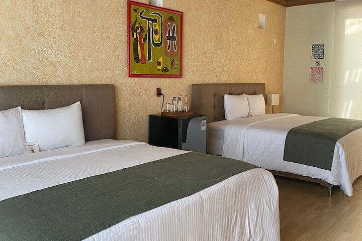 Room 22 of 64