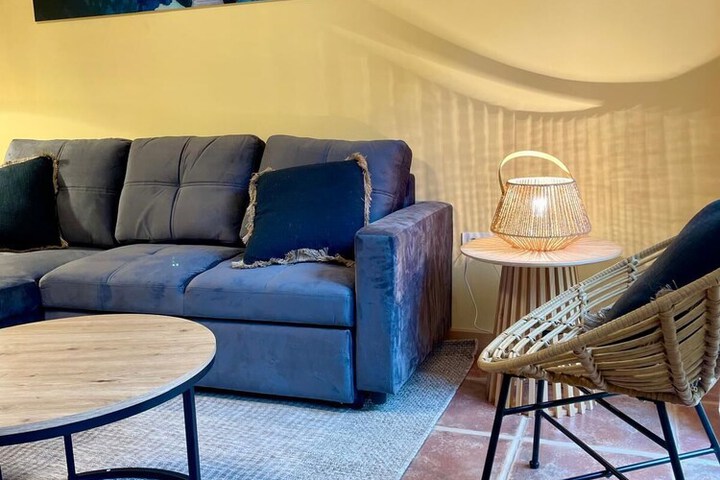 Room 9 of 17