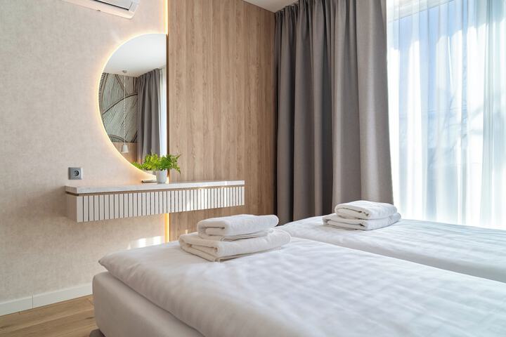 Room 49 of 150