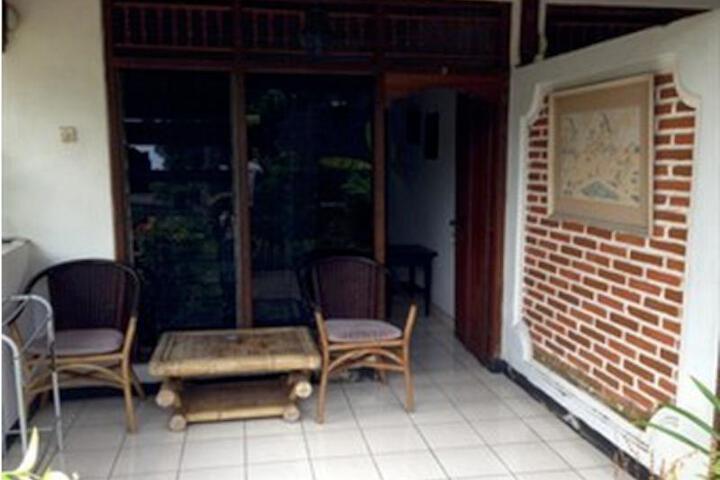 Terrace/Patio 2 of 5