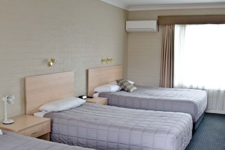 Room 12 of 31