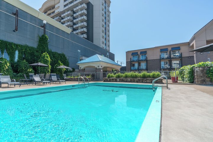 Pool 38 of 46