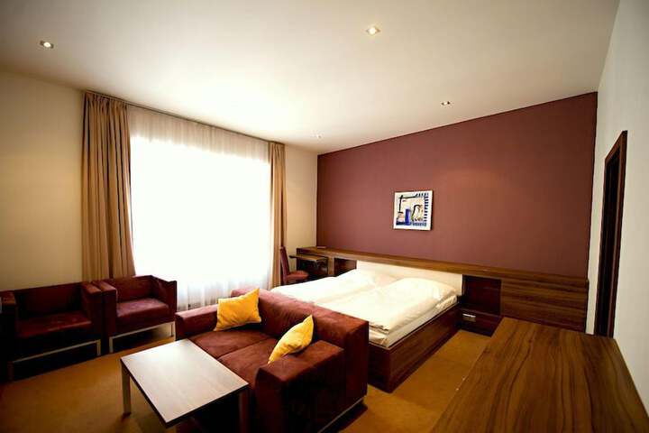 Room 15 of 47
