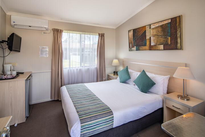 Room 361 of 611