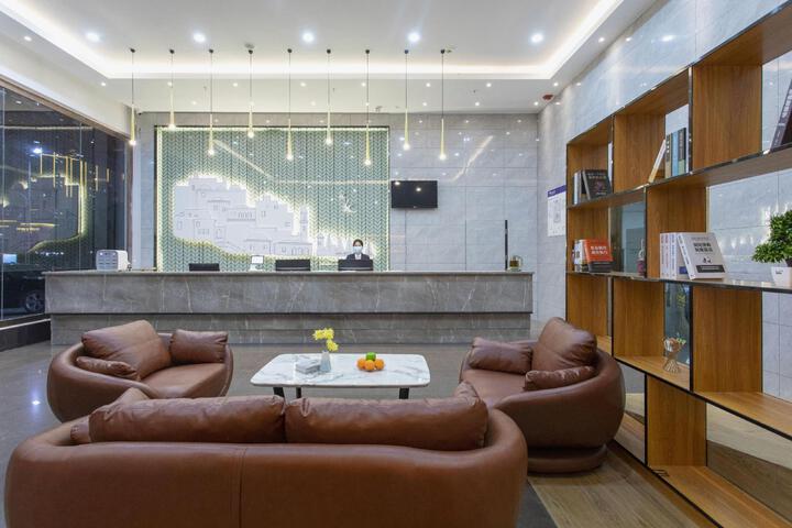 Yasite Hotel (Cenxi Huiyang International Shop)