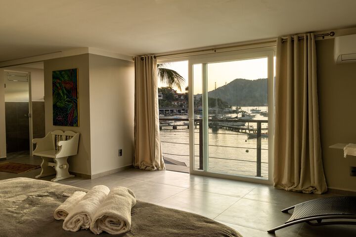 Room 26 of 30