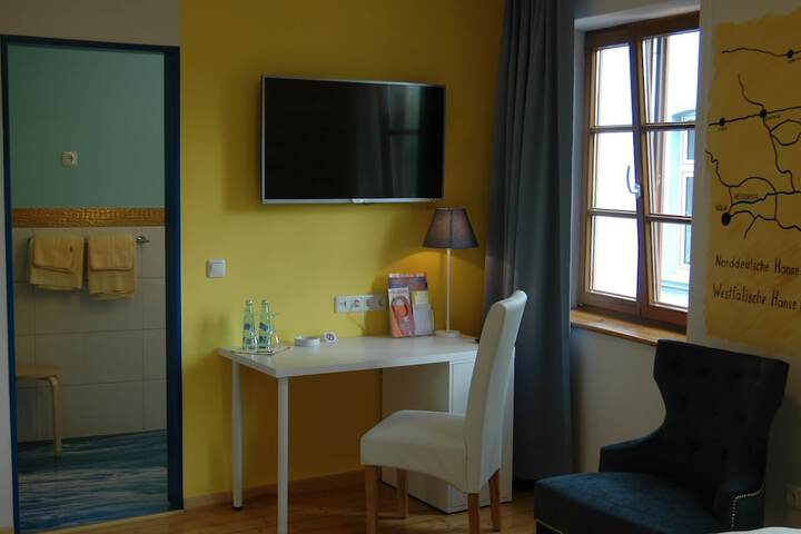 Room 137 of 283