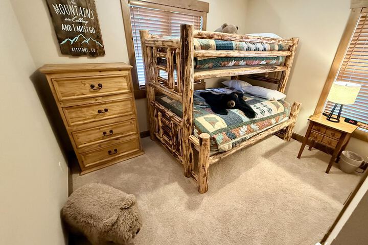 Room 6 of 55