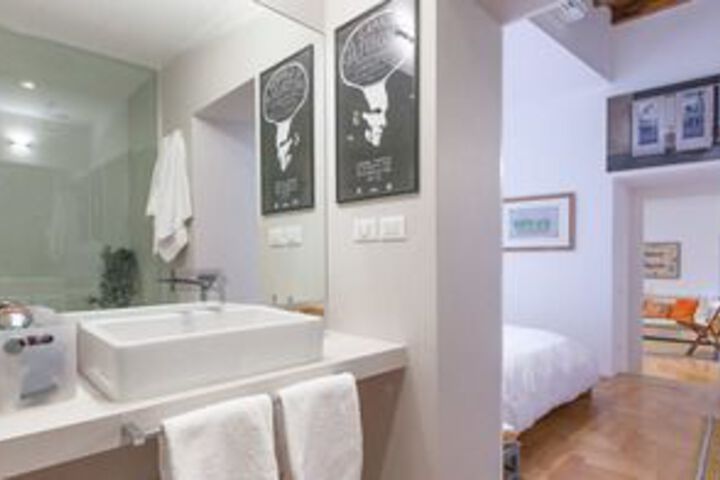 Room 3 of 22