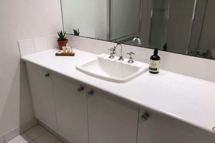 Room 8 of 14