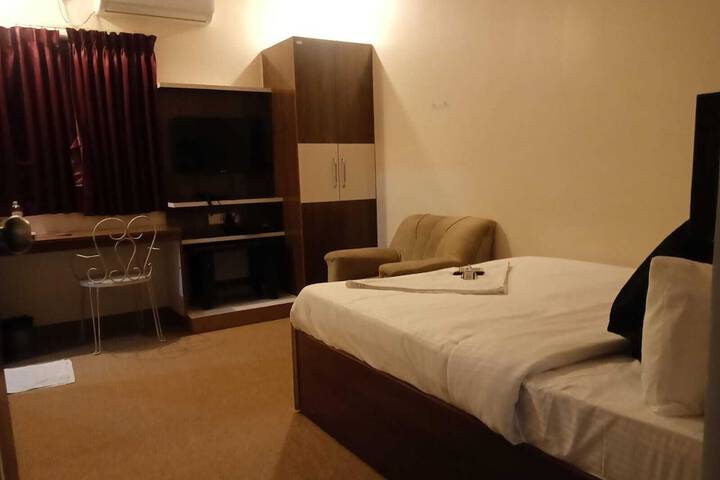 Room 9 of 52