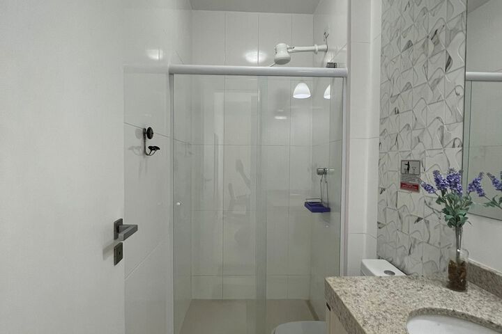 Room 2 of 7