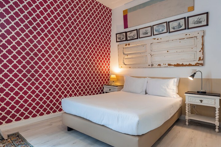 Room 40 of 97