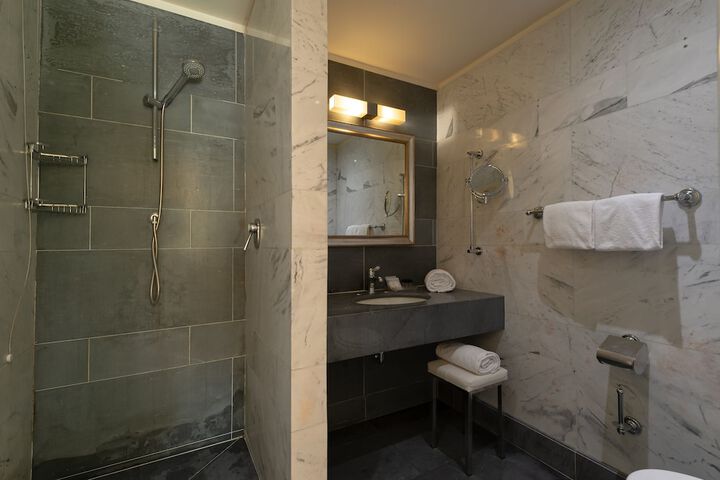 Room 45 of 54
